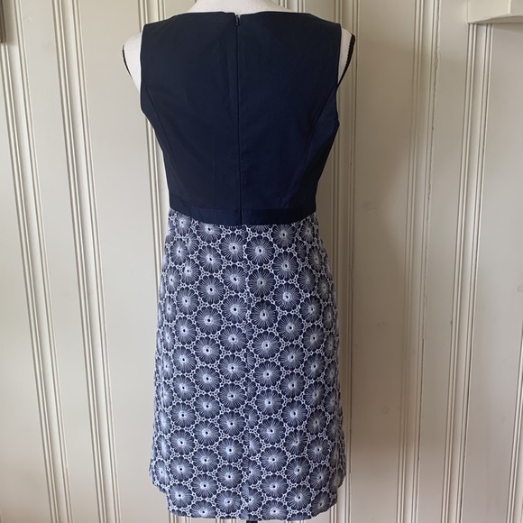 Vineyard Vines Dress Navy and White Size 2 - Picture 8 of 10